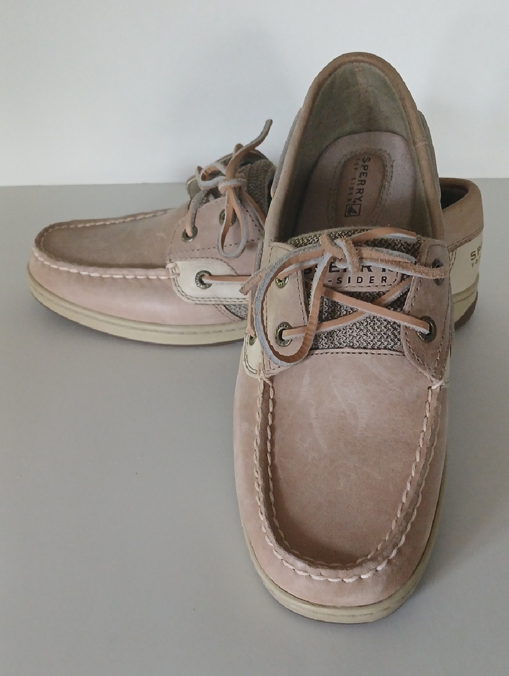 Sperry Top Sider Leather Light Brown and Cream Women's Boat Shoes Size 9